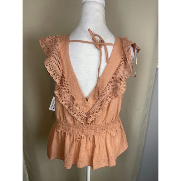 Old Navy Peach Eyelet Lace Flutter Sleeve Blouse, Size L - Picture 2 of 5